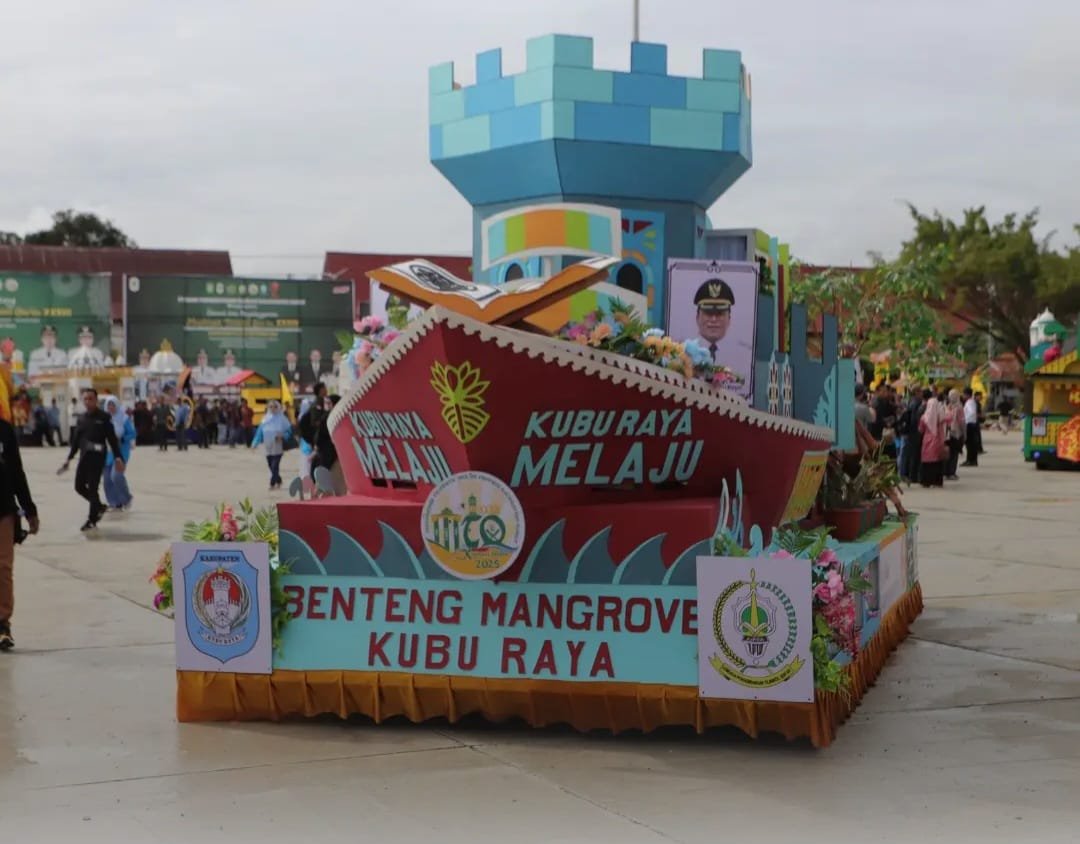Mobil Hias Kubu Raya Juara I di MTQ XXXIII