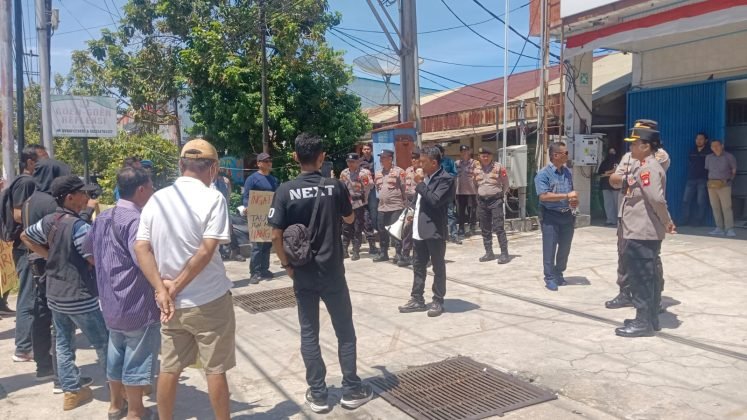 FIF Singkawang Didemo, Tiga Tuntutan ABAL FIF