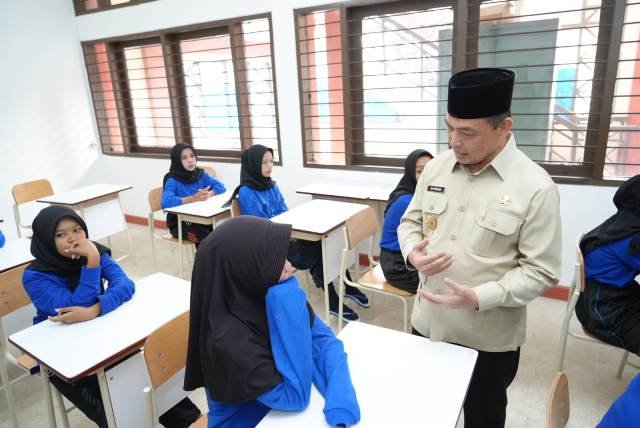 90 Anak Kalbar Mulai Belajar di Sekolah Rakyat