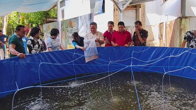 Jadikan Sanggau Sentra Produsen Ikan