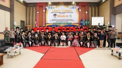 Sarjana Harus Bangun Daerah