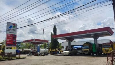 Supir Menilai Pelayanan di SPBU Beringin Bagus, Harga Tetap Normal