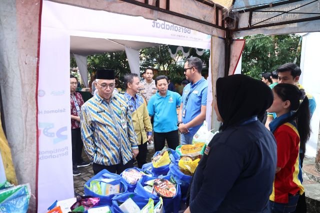 Harjad Pontianak Jual 10.752 Paket Sembako Murah
