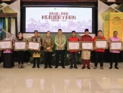 12 Maestro Budaya Kalbar Dianugrahi Penghargaan