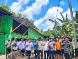 Pandemi Lalat dari Peternakan Ayam Serang Warga Pal 8