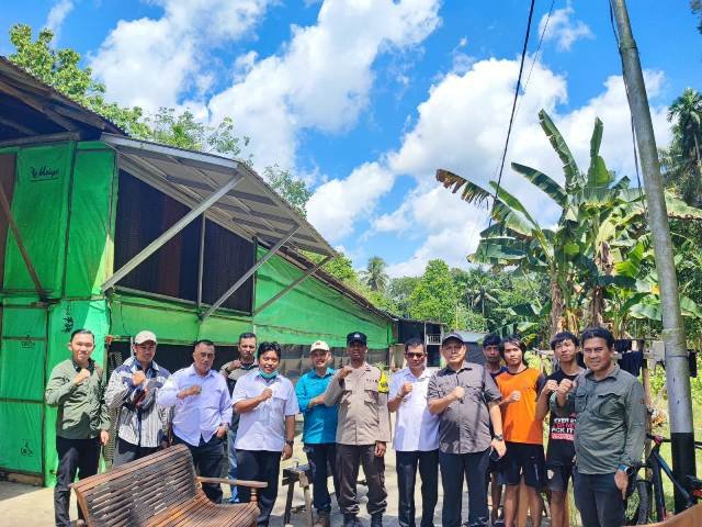 Pandemi Lalat dari Peternakan Ayam Serang Warga Pal 8