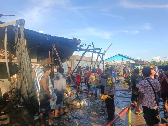 Mesin Pom Mini Akibatkan Ruko Terbakar