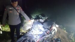 Pengendara Motor Tewas Tabrak Trailer