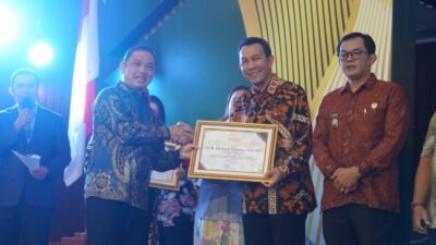 Pontianak Raih Empat Penghargaa KIP, Hak Masyarakat Dapatkan Informasi Publik