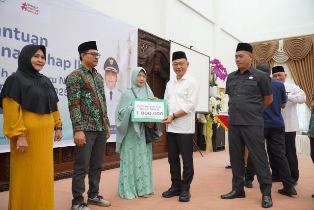880 Guru Ngaji Terima Honor Rp1,8 Juta