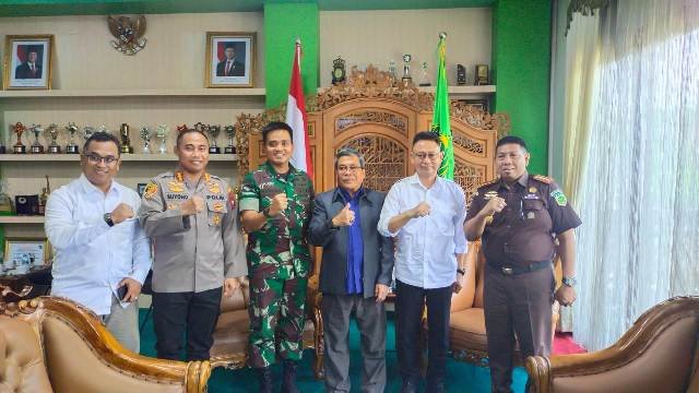 Forkopimda Pontianak Rapat Bahas Pro Kontra Dialog Kebangsaan Gus Muwafiq. Polisi Pertimbangkan Pemberian Ijin