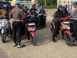 Propam Razia Kendaraan Polisi