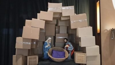 Kandang Natal dari Kardus, Simbol Kesederhanaan dan Kesetaraan di Hadapan Tuhan