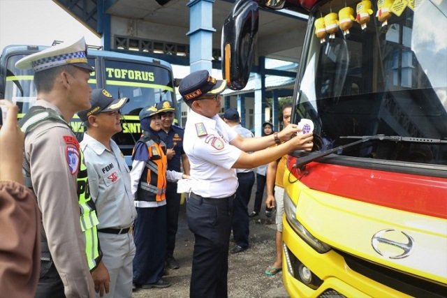Ramp Check Bus Untuk Pastikan Keselamatan Penumpang Saat Nataru