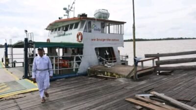 Kemenhub dan Pemprov Kalbar akan Perbaiki Dermaga Paret Sarem