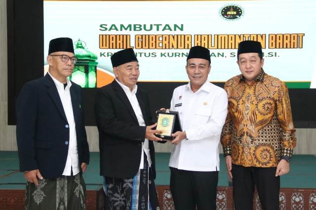 Krisantus: Saya Katolik Pengasuh Pesantren