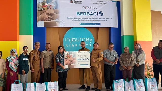 Warga Sekitar Bandara Supadio Dapat Sembako