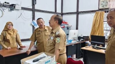 Ontot Puji Disiplin Pegawai. Jangan Mangkir Saat Kerja