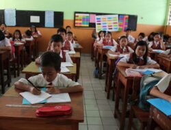 Penerapan Full Day School Masih Dikaji