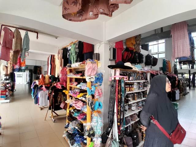 Pedagang di Perbatasan Entikong Sepi Pembeli dari Malaysia