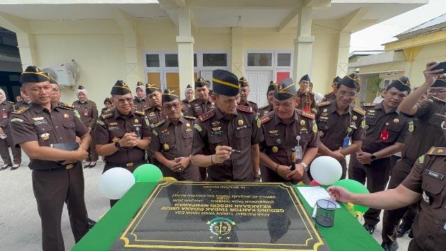 Gedung Pidum Kejari Mempawah Diresmikan, Jaksa Harus Jaga Kepercayaan Masyarakat