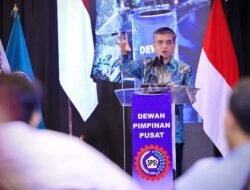 Anggota Serikat Pekerja Harus Miliki Sertifikat Keahlian