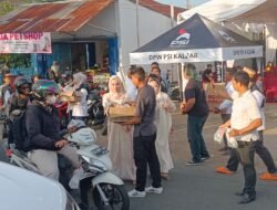 PSI Kalbar Bagikan Ribuan Sembako dan Takjil di Bulan Puasa