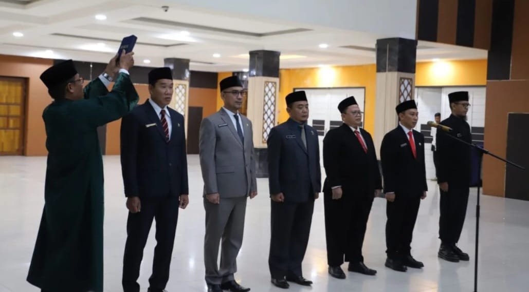 5 Orang Dilantik Jadi Kepala Dinas di Kubu Raya. Kepala Inspektorat Diperpanjang, Kadisporapar Gagal