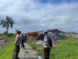 Warga Tionghoa Ritual Cheng Beng Do’akan Leluhur
