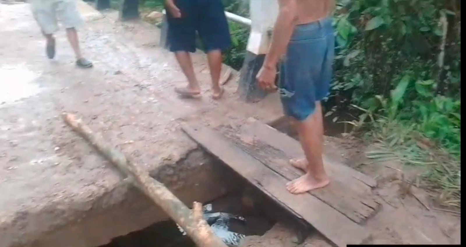 Jembatan Melobok Bodok - Meliau Putus Kewenangan Provinsi