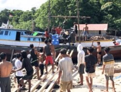 Warga Pelapis Lega PT DIB Bantu Infrastruktur Listrik