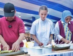 Lontong Sukadana Pecahkan Rekor MURI