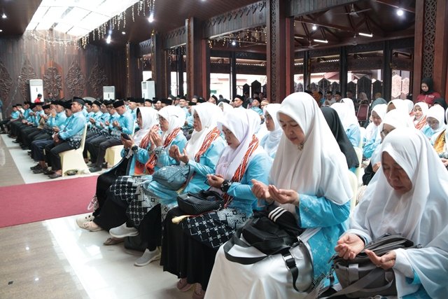 1.858 Calon Jemaah Haji Kalbar Dibagi Lima Kloter