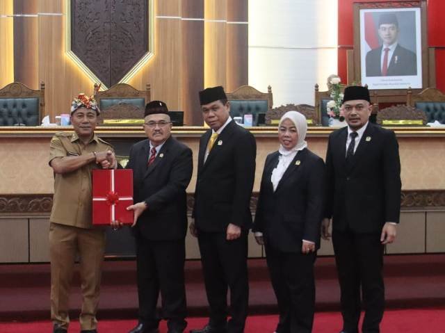 DPRD Kalbar Sampaikan 18 Rekomendasi Untuk Perbaiki