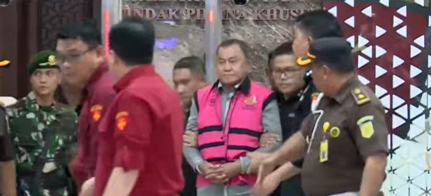 Mantan Kepala dan Wakil Kepala BGN Tersangka Korupsi MBG