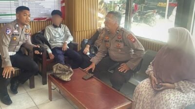 Minibus Hantam Dua Wanita di Arteri Supadio