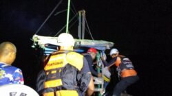 Motor Klotok Mati Mesin di Perairan Ketapang