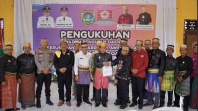 Lantik KKSS Sekadau. Burhan Ingatkan Empat Falsafah Bugis
