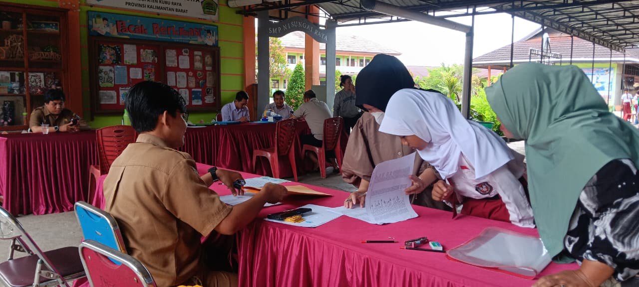 SPMB Secara Daring Efektif Bagi Wali Murid