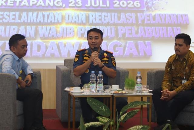 Syahbandar Kendawangan Minta Masukan Tentang Perairan Wajib Pandu Pelabuhan