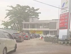 Kapal Terlambat Bongkar BBM Akibat Air Surut. Pertamina Jamin Stok Aman, Masyarakat Tidak Panik