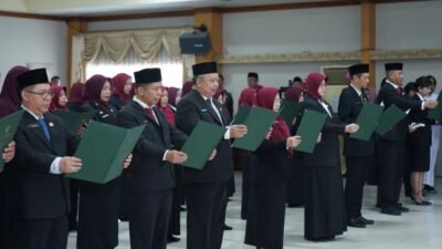 Kepala OPD Hingga Lurah di Pontianak Diganti. Edi Tekankan Peduli Masalah di Lapangan
