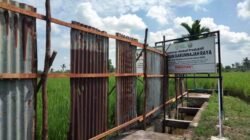 Untuk kesekian kalinya, tanah wakaf yang dikelola Yayasan Darunnajah Raya diklaim dan dicaplok orang lain. Padahal, tanah wakaf tersebut telah memiliki legalitas jelas berupa Sertipikat Wakaf yang telah diakui secara resmi oleh negara seperti BPN termasuk terdaftar di Lembaga Badan Wakaf Indonesia (BWI).