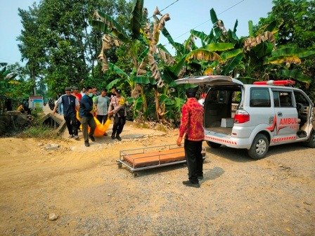 Istri Meninggal Sehari Setelah Ditelpon Suami