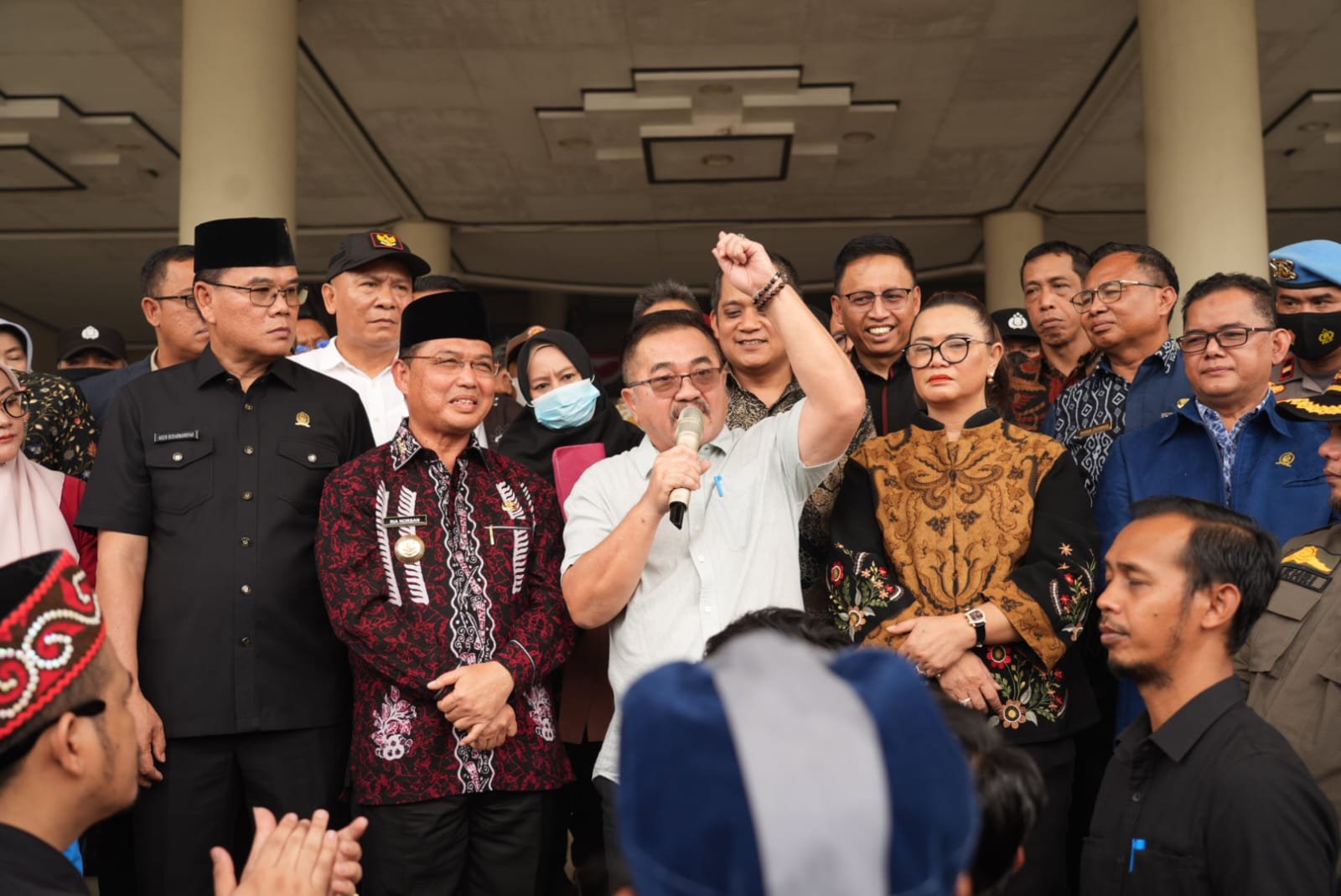 DPRD Kalbar Tolak Pencabutan Perda Buka Lahan