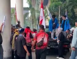 LPM Sayangkan Ritual Potong Babi di DPRD Kalbar