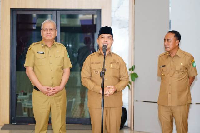 Harrison Pensiun dari Jabatan Sekda Kalbar