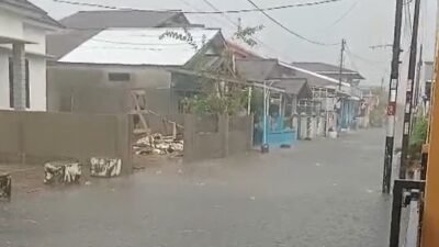 Hujan Mulai Hilangkan Kabut Asap