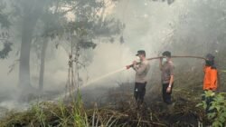 Hujan Buatan Turun, Api Muncul Dari Dalam Gambut