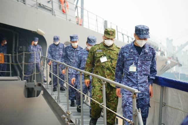 Tentara Jepang Tiba di Kalbar Tangani Karhutla